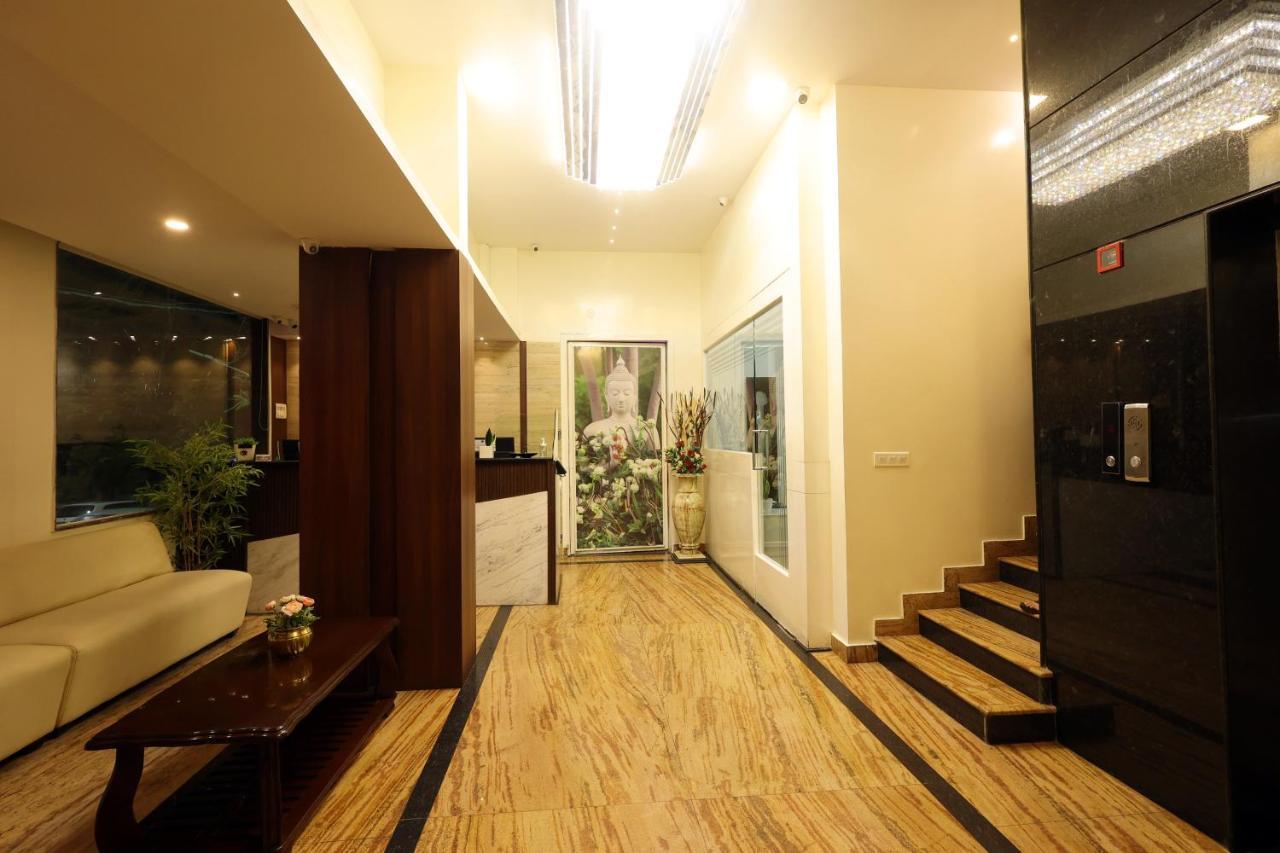 Grand Regency Rajajinagar, Iskcon Temple - Wtc Hotel Bangalore Eksteriør billede