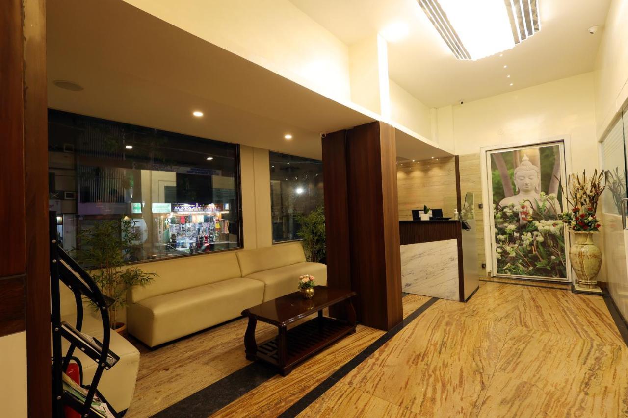 Grand Regency Rajajinagar, Iskcon Temple - Wtc Hotel Bangalore Eksteriør billede