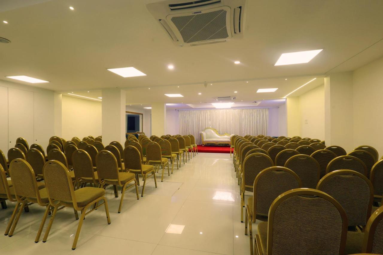 Grand Regency Rajajinagar, Iskcon Temple - Wtc Hotel Bangalore Eksteriør billede